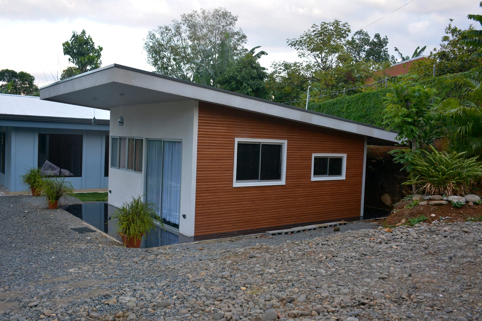 Wake up in a private villa surrounded by tropical jungle in La Tigra